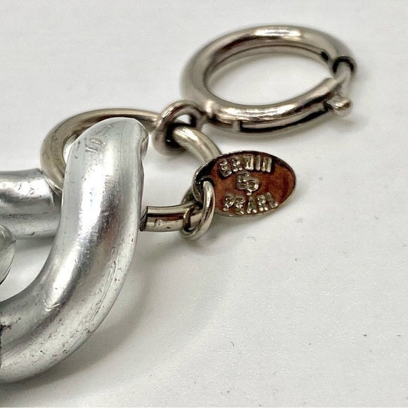 Vintage ERWIN PEARL SIGNED CHUNKY SATIN SILVER TONE RUNWAY CHAIN LINK BRACELET - Picture 8 of 9